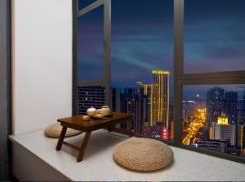 Ode to Joy Hotel Apartment East Railway Station Guanghuan Shopping Park Branch, acomoda&ccedil;&atilde;o em Chengdu
