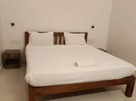 Rani and Rani Hotel rooms