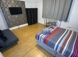 Cosy room 5 s