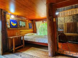 Cat Tien Eco Lodge, cabin in Tân Phú