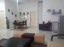 NikAishy TransitAirport A1