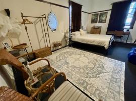 Women Only Guesthouse, hotel v destinaci Mullumbimby
