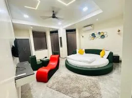 Hotel Hill Top Inn -Near Baner Rd Pune