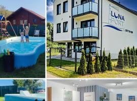 Luna Port w Rowach、ロビのホテル