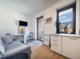 Lumos - The City Center Apartment