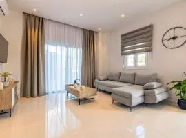 Lume, Stylish New Apartment Near the Beach