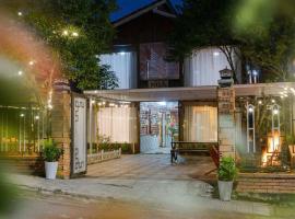 Nhà Tôi, hotel v destinaci Khu Chi Lăng