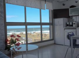 Short Term Apartment Tel Aviv Bat Yam 352, отель в Бат-Яме