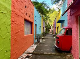 Legends SHARED, hotel s parkováním v destinaci Lobomba