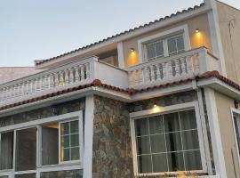 Sakuras House, hotel a Pesádha