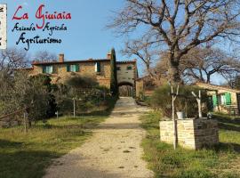 La Giuiaia - Agriturismo Azienda Agricola, hotell i Ravigliano