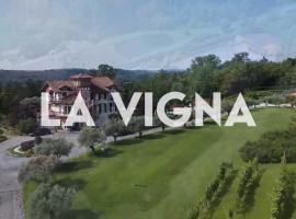 Tenuta La Vigna, Hotel in Malgesso