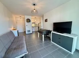 Appart 2 pers à Quiberon - 41m² - Proche plage et Thalasso - Balcon exposé sud - Parking privé - FR-1-478-236