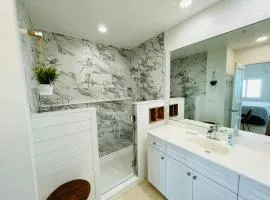 Breathtaking Views at Seaspray - Oceanfront accomodations