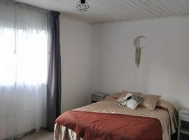 La Guarida, hotel in Pergamino