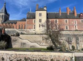 Le Gambetta, hotel in Gien