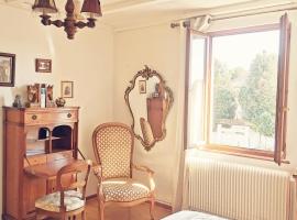 Maison LES 3 ROSES, hotel din Wolfisheim