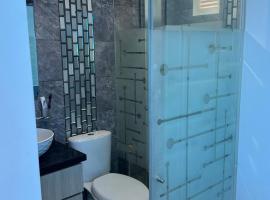 Apartamento Lujoso Yumbo, hotel in Arroyo Hondo