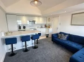Herne Bay Penthouse Breathtaking Sea & Pier Views!