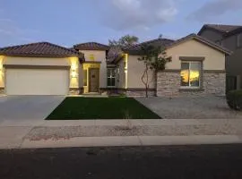 Spacious 5 BD Luxury Getaway Near Westgate