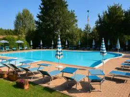 42 Cozy Amiata Escape Private Pool, Fast Wi-Fi & Free Parking