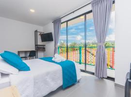 Guatapé Country House Hotel, hostel ở Guatapé