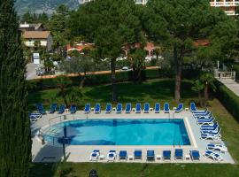 Hotel Gardesana, hotel a Riva del Garda