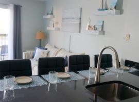 Charming 1-Bedroom Condo at Raffles in North Ocean City, Steps from Northside Park, hotel i Ocean City