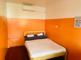 LLB Travellers Inn & Bistro