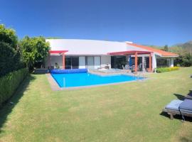 CASA MOSHI、マリナルコのホテル