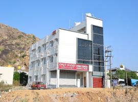 Vishwas Comforts, hotel v destinaci Chitradurga
