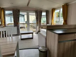 The Salmon Van - Beautiful, luxury static caravan