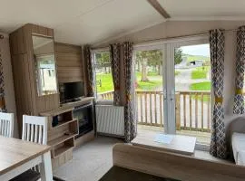 The Trout Van - Beautiful, luxury static caravan