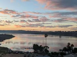 Water Views on Every Floor for this multi Holiday Home - Walk to the Beach
