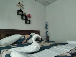SERENE Homestay , Kegalle, hotel v destinaci Rambukkana
