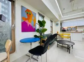 401, Atelier Seongsu Riverside Loft Cherry Blossom Road Han River airport bus