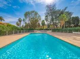 Les 15 Pins & La Mer -Your green getaway near sea & beach