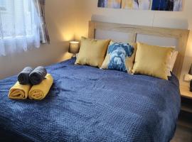 61 St Andrew's 3 bedroom 2 bathroom Caravan near Edinburgh Seton Sands Holiday Village, resort village in Port Seton