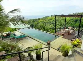 Liri Villa - Ocean, hills, valley view