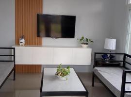 The Pacific Cove Villa, Hotel in Dilalongan