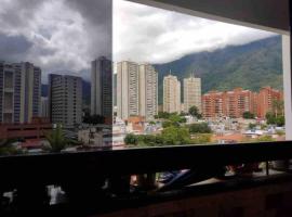 MILENIUM2CAMINOS 3 aires 6p 2h 1b Est Wifi Tanq CHEVERE4, Hotel in Caracas
