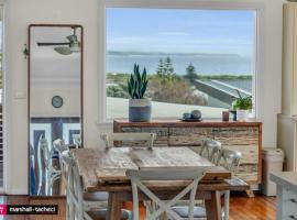 73 Murrah Street Blue Pacific Holiday Home, Bermagui Linen and Wifi Provided, hotel v destinaci Bermagui