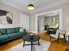 Stylish 7 Bedroom House