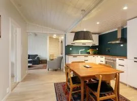 Cozy apartment with pool