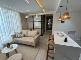 Open Floor Chic Interior Design Pool Full Kitchen