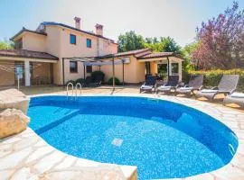 Villa Brigita, a beautiful villa close to the beach