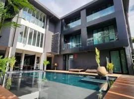 iWualai Hotel