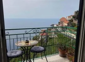 Ambra Holiday House