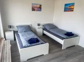 bookandstay24 Dietzenbach 2 Zimmerwohnung mit Balkon, Küche und Parkplatz-10