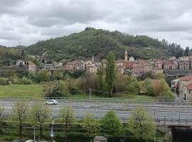 Serravalle Apartment 2, hotel in Serravalle Scrivia